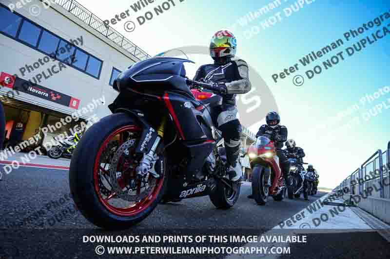 cadwell no limits trackday;cadwell park;cadwell park photographs;cadwell trackday photographs;enduro digital images;event digital images;eventdigitalimages;navarra;no limits trackdays;peter wileman photography;racing digital images;trackday digital images;trackday photos